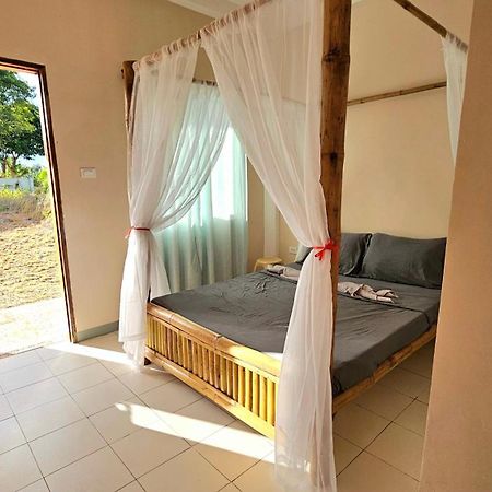 Mangoverde Guesthouse Moalboal Buitenkant foto