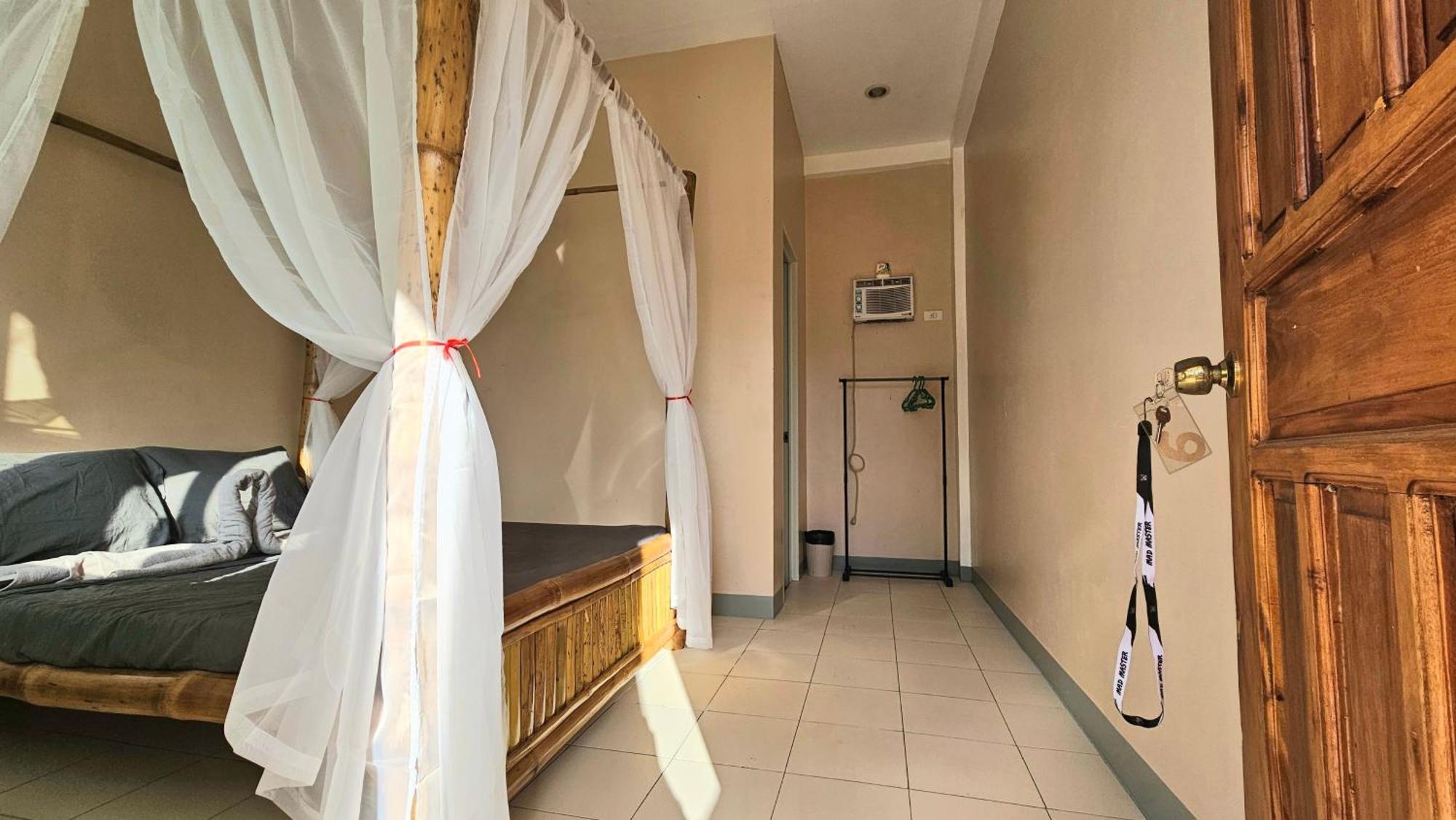 Mangoverde Guesthouse Moalboal Buitenkant foto